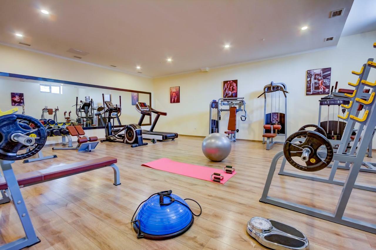 Garden Hotel & Spa Бишкек Екстериор снимка