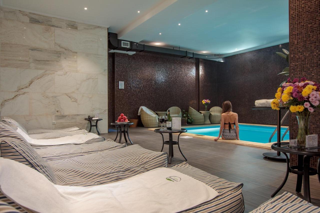 Garden Hotel & Spa Бишкек Екстериор снимка